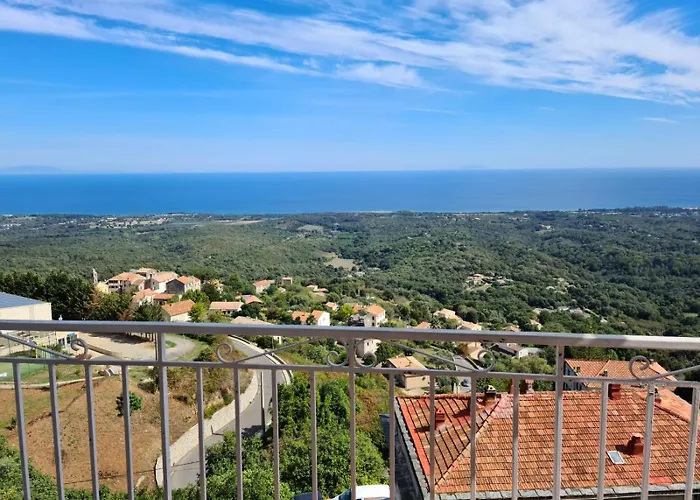 Villa Tout Confort, Vue Mer Exceptionnelle, A Cervione Villa *