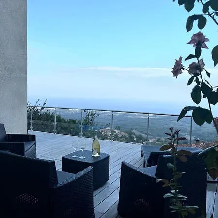 Villa Villa Tout Confort, Vue Mer Exceptionnelle, A Cervione Cervione